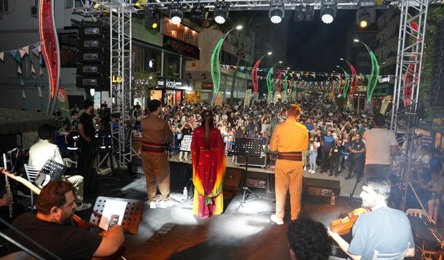 Diyarbakır’da “Kültür ve Sanat Günleri” dev konserle başladı