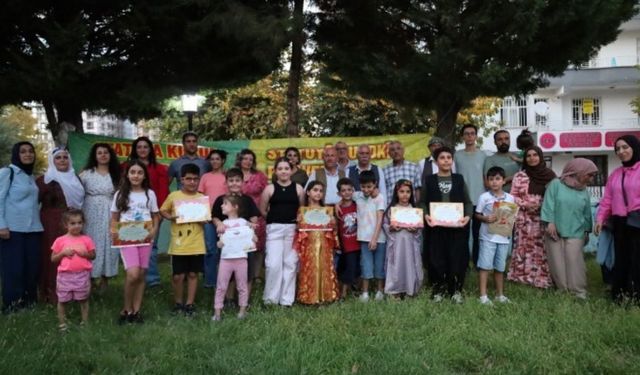 Diyarbakır’da Kürtçe kurslardan mezun olan çocuklar için tören