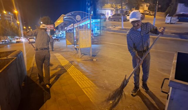 Diyarbakır Silvan’da, site görevlisi sosyal medyada gündem oldu