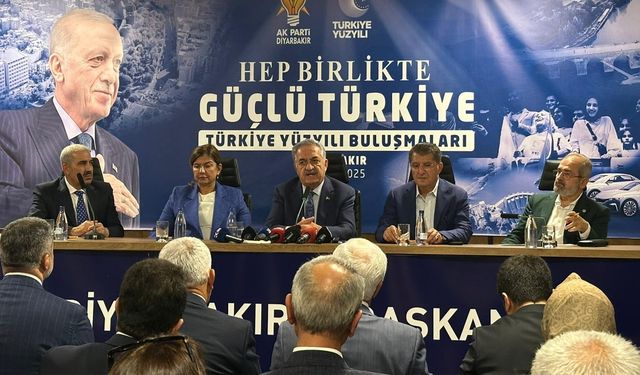 Diyarbakır’a gelen AK Partili Yazıcı’dan çözüm süreci yorumu