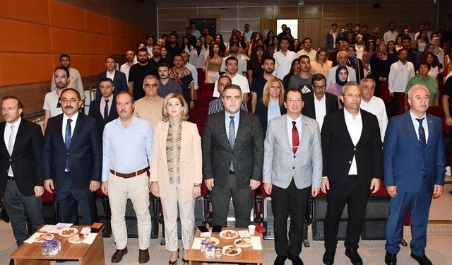 Diyarbakır'da, Ahi Evrandan yapay zekaya, dijital çağ buluşması