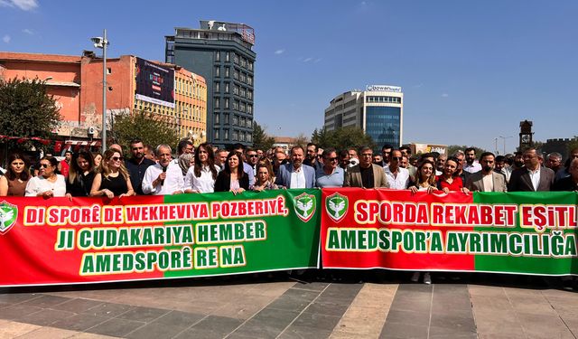 Diyarbakır’da Amedspor’a ceza protestosu