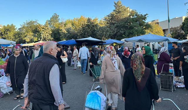 Diyarbakır'daki semt pazarında fiyatlar nasıl? Halk ve esnaf ne diyor?