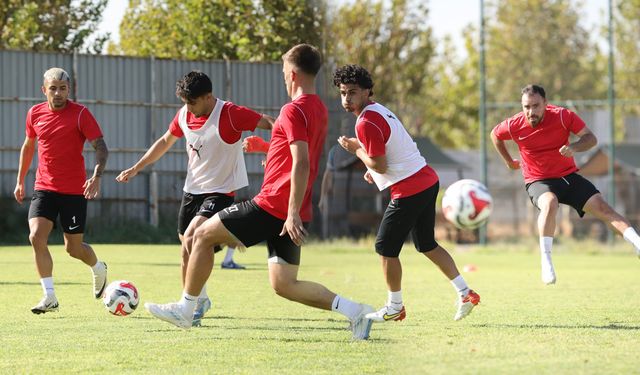 Diyarbekirspor'da mağlubiyetin faturası futbolculara kesildi