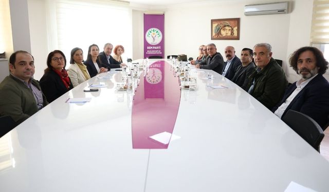 Hatimoğulları ve Bakırhan, Alevi temsilcileriyle bir araya geldi