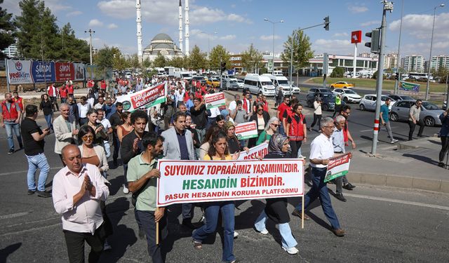 Diyarbakır’da köylüler mahkeme önünden seslendi: Doğaya dokunma!