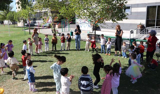 Diyarbakır’da minik yüreklerden büyük mutluluk