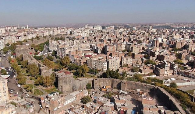 Diyarbakır’da öğrenciler zor durumda!