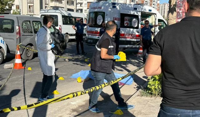 Diyarbakır'da silahlı saldırı, kaldırımda yürürken silahlı saldırıya uğradı: 1 ölü