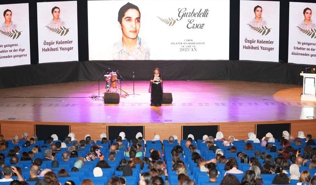 Diyarbakır’da Gurbetelli Ersöz Kadın Gazetecilik Ödül Töreni