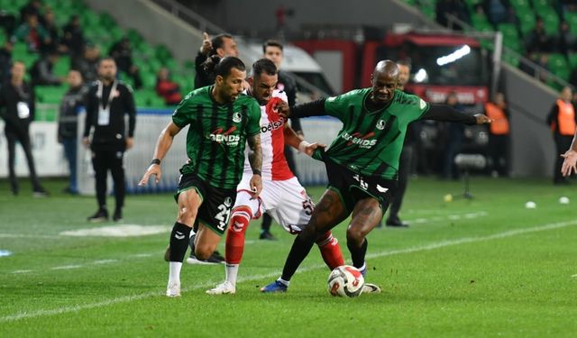 Sakaryaspor'un, Sivasspor maçı hükmen mağlubiyetle tescillendi