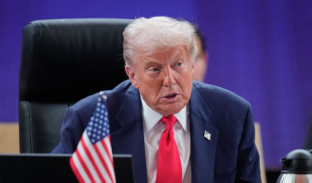 Trump’tan Epstein dosyaları hakkında soru soran muhabire: "Sessiz ol"