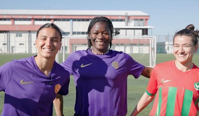 Amedsporlu kadın futbolculardan 3 dilde çağrı; "Em Tên"