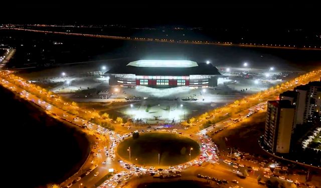 Amedspor'dan 3 dilli mesaj!