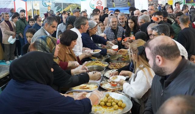 Diyarbakır Büyükşehir, fuarda 21 farklı lezzet ikram etti