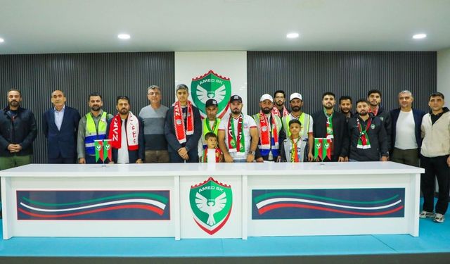 Zaxo Spor taraftarlarından Amedspor’a anlamlı ziyaret