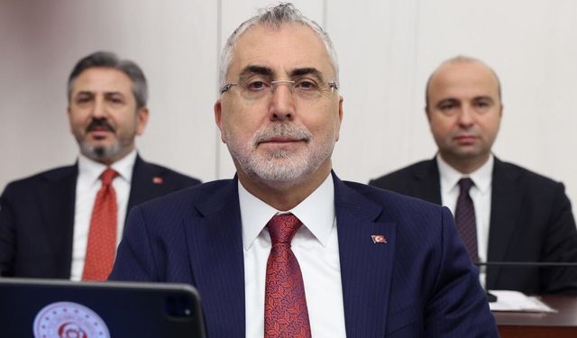 Çalışma Bakanı’ndan asgari ücret açıklaması: Enflasyona ezdirmeyeceğiz