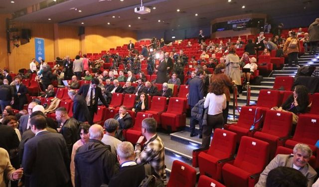 DEM Partinin düzenlediği ‘Uluslararası konferans’ başladı