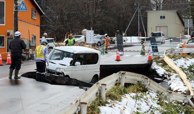 Japonya'da 7.5 büyüklüğünde deprem: 30 yaralı