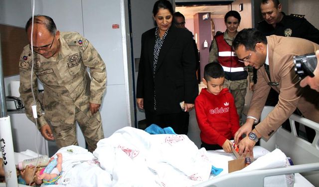 Mardin’de, ''Gülümse Midyat, Umut Çocuklarda'' projesi