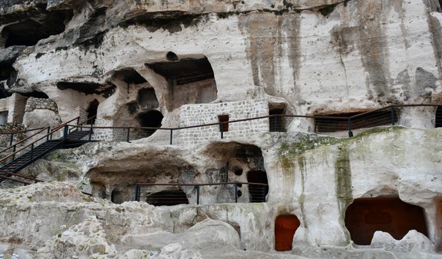 Restore edilen 10 mağara turizme açıldı