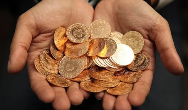 Altının gramı düşüşle 7 bin 244 liraya geriledi