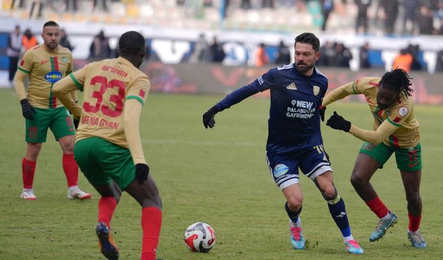 Amedspor, Erzurum’da kırmızı kart fırtınasına tutuldu