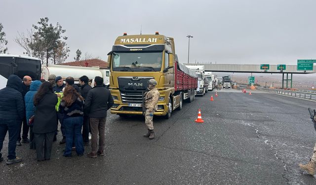 Diyarbakır’dan Kobanê’ye giden yardım engeline İHD’den sert tepki