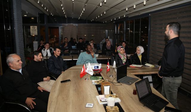 Diyarbakırlı kuyumcular İngilizce öğreniyor