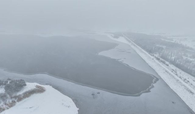 Baraj Gölü buz tuttu!