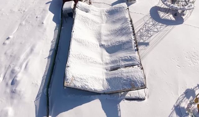 Lunaparkta çatı çöktü