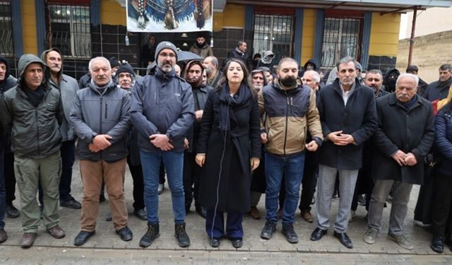 DEM Parti Milletvekili: TIR’lar Kobani’ye ulaşana kadar direneceğiz