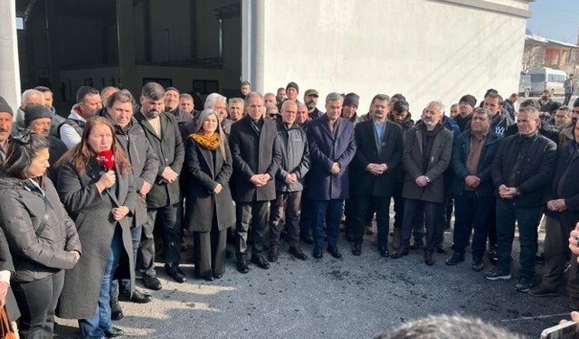 Van'da pazar esnafına ziyaret