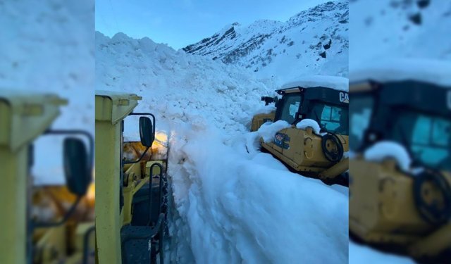 Şırnak’ta çığ düştü: 4 köyün bağlantısı kesildi