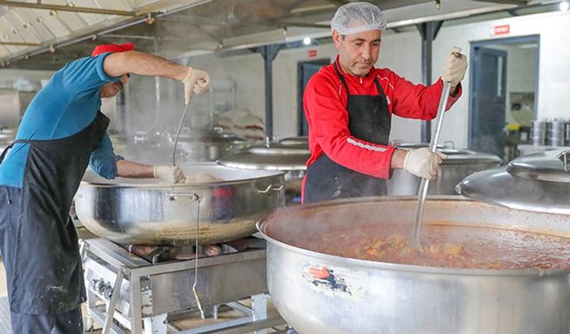 Kızılay Diyarbakır’dan, her gün 3 bin kişiye sıcak yemek