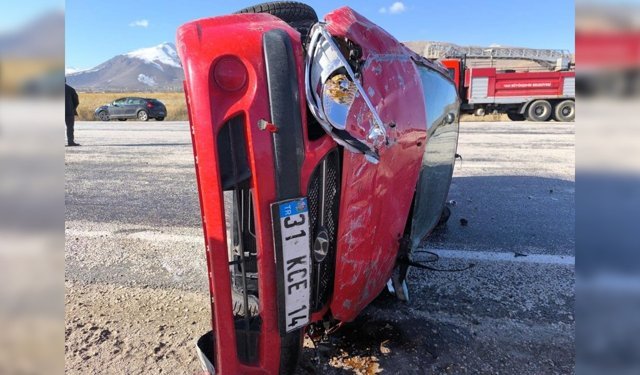 Van'da otomobil takla attı: 1 ölü, 2 yaralı