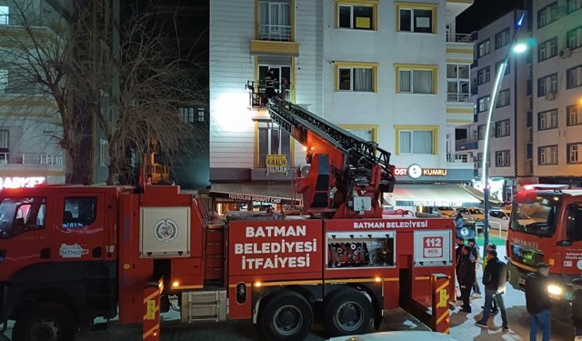 7 katlı binada korkutan yangın