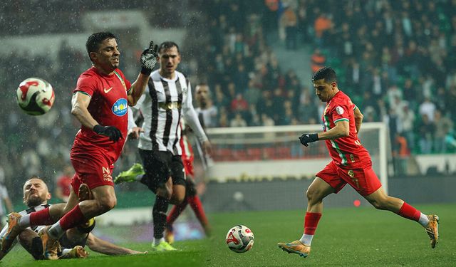 Amedspor maçında skandal karar; Murat’ın ayağı kırılabilirdi!