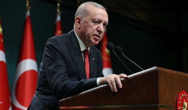 Erdoğan: Saldırının siyasi polemiklere malzeme yapılmaması ahlaki bir görev