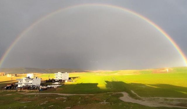 Siirt’te sağanak sonrası gökkuşağı hayran bıraktı
