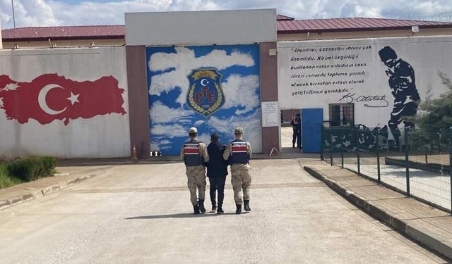 22 yıl cezası bulunuyordu, yakayı eleverdi