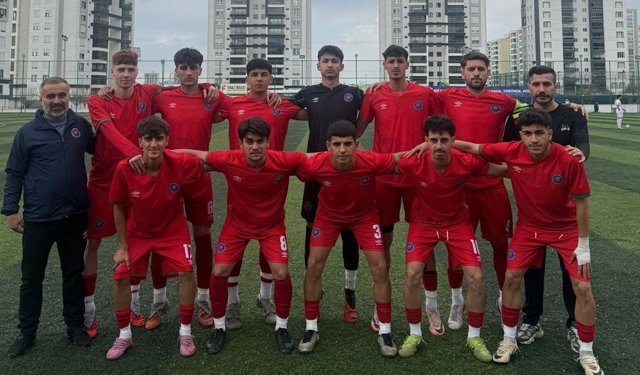 DBB U-19 Futbol Takımı şampiyon oldu