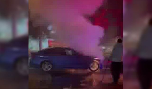 Diyarbakır'da seyir halindeki otomobil alev topuna döndü