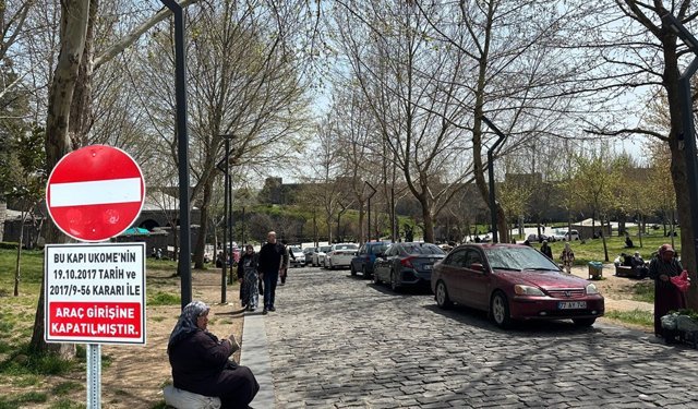 Diyarbakır’daki tarihi mekânlarda araç ihlali