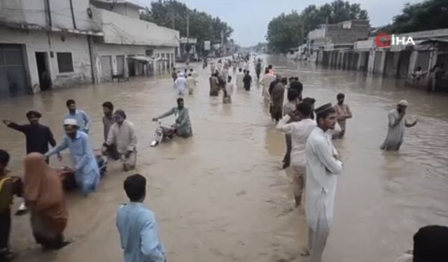 Pakistan’daki selde can kaybı 68’e yükseldi