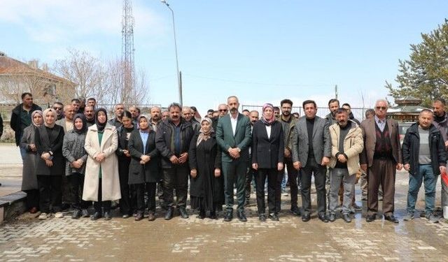 Van Saray'da Kürtçe ve Farsça dil kursu açıldı