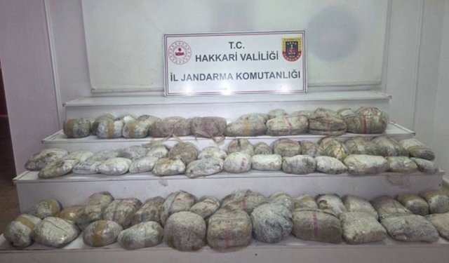 Van ve Hakkari'de 446 kilo uyuşturucu ele geçirildi