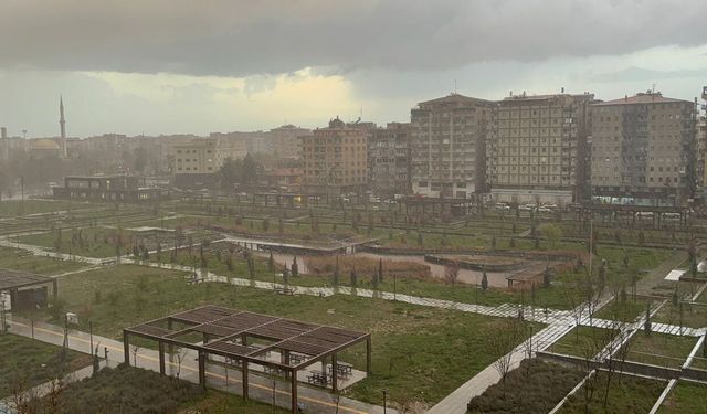 Diyarbakır’da Nisan yağmuru