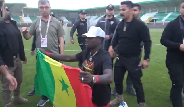 Amedsporlu Diagne’ye Iğdır’da skandal polis müdahalesi