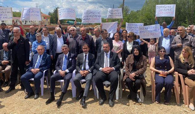 Hazar Gölü sulak alanında maden isyanı